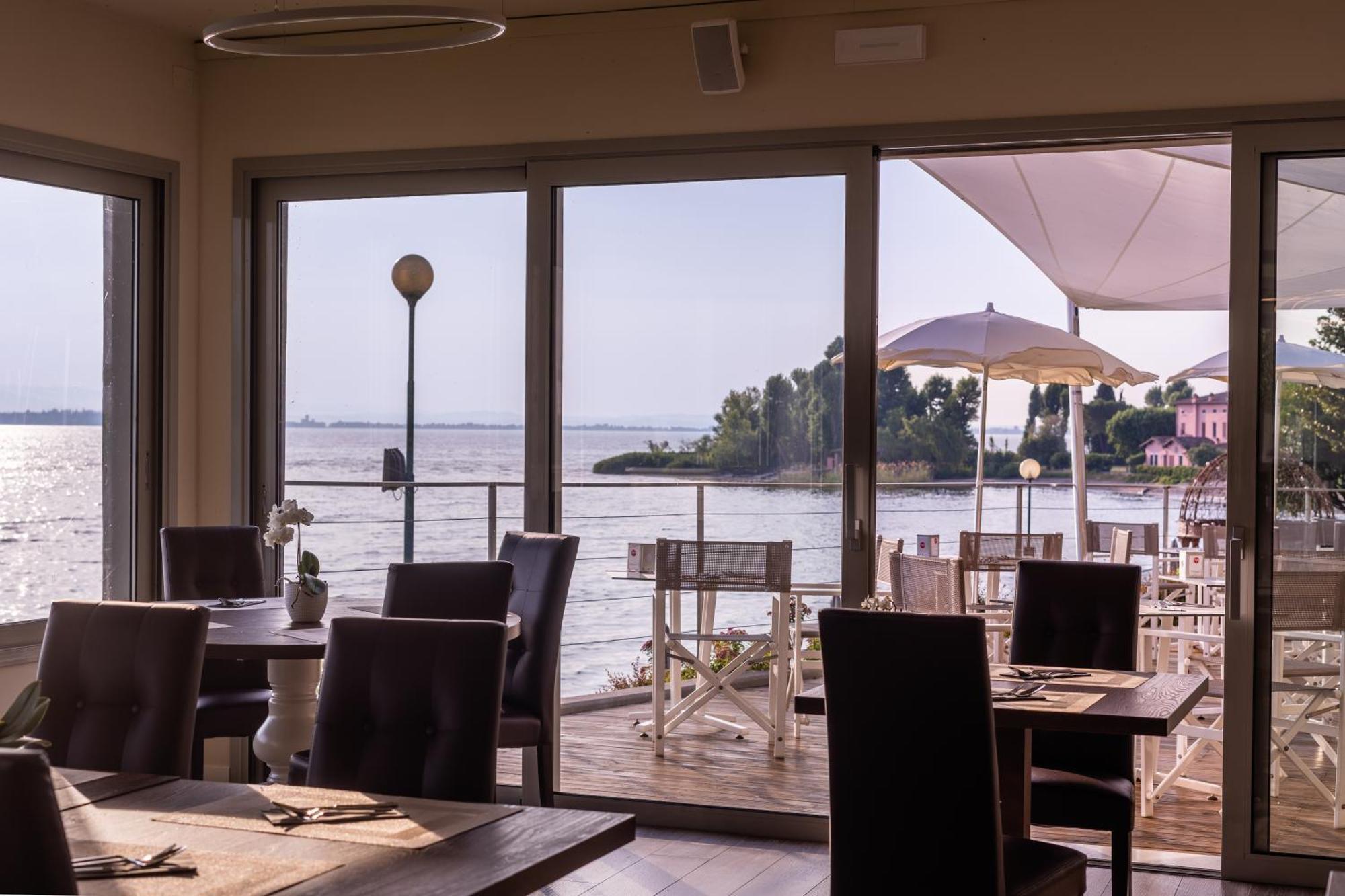 Desenzano Village 4* Desenzano del Garda