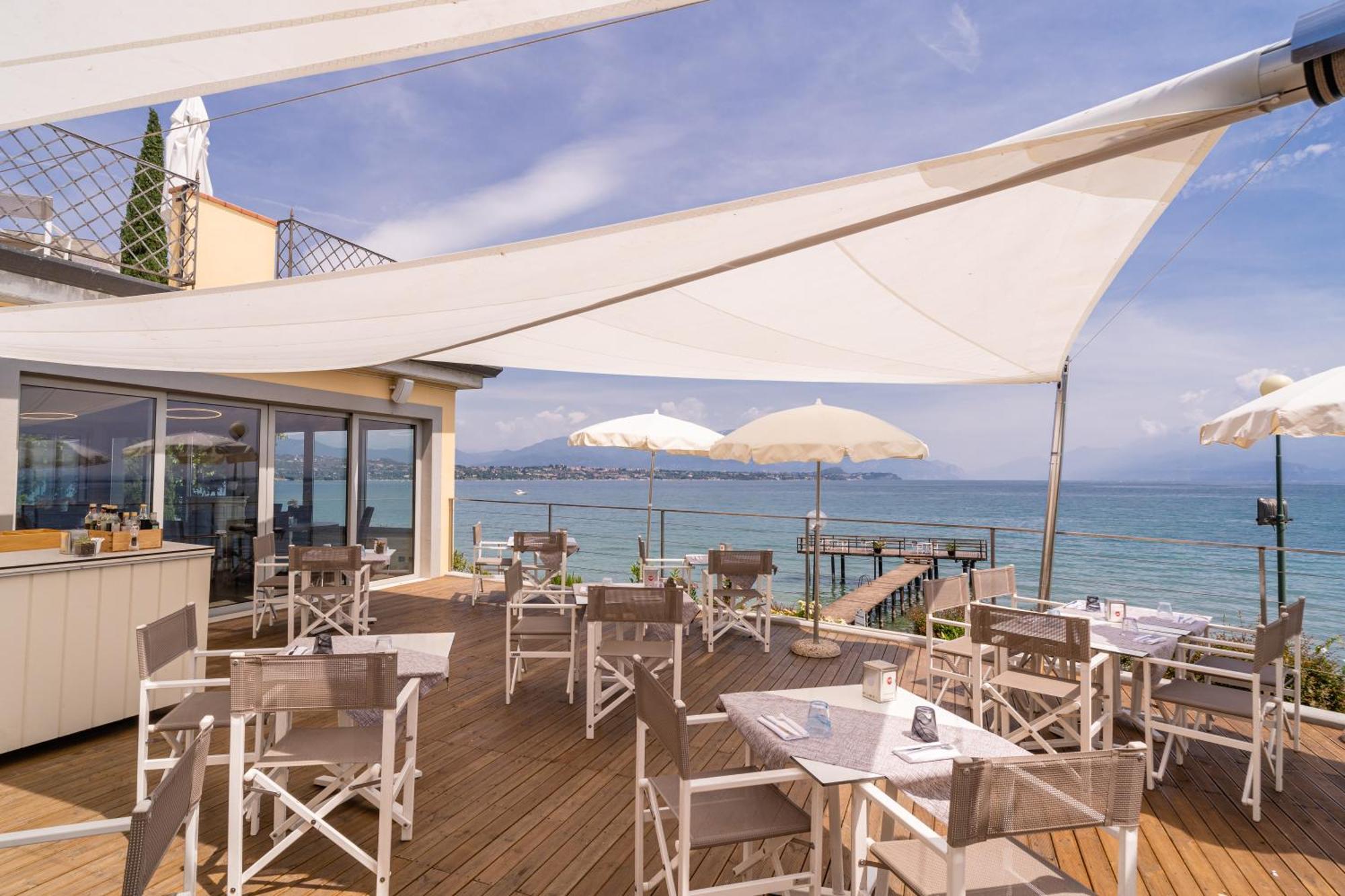 Aparthotel Desenzano Village